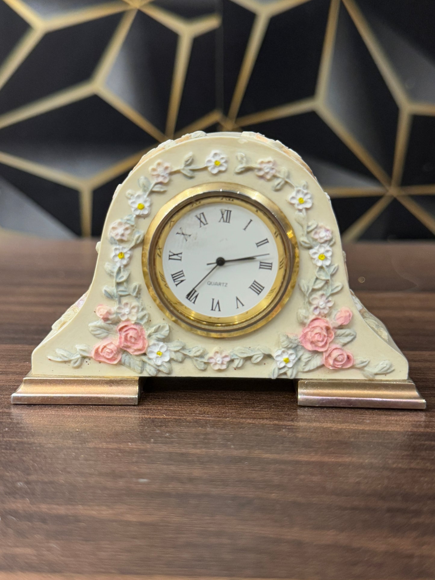 Ceramic Time Decor Piece TA-262