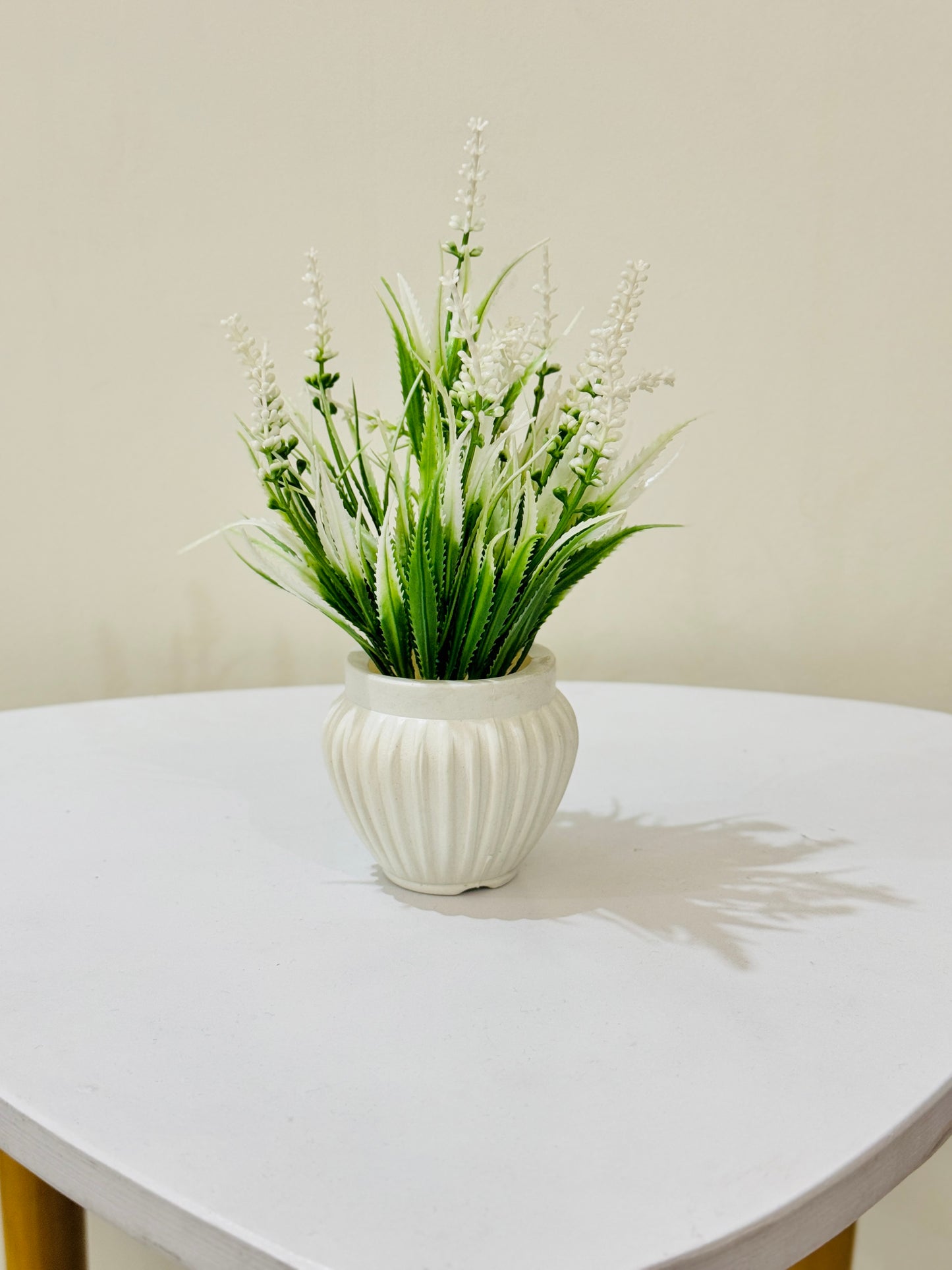 Mini Artificial Plant in Decorative Pot PD-205