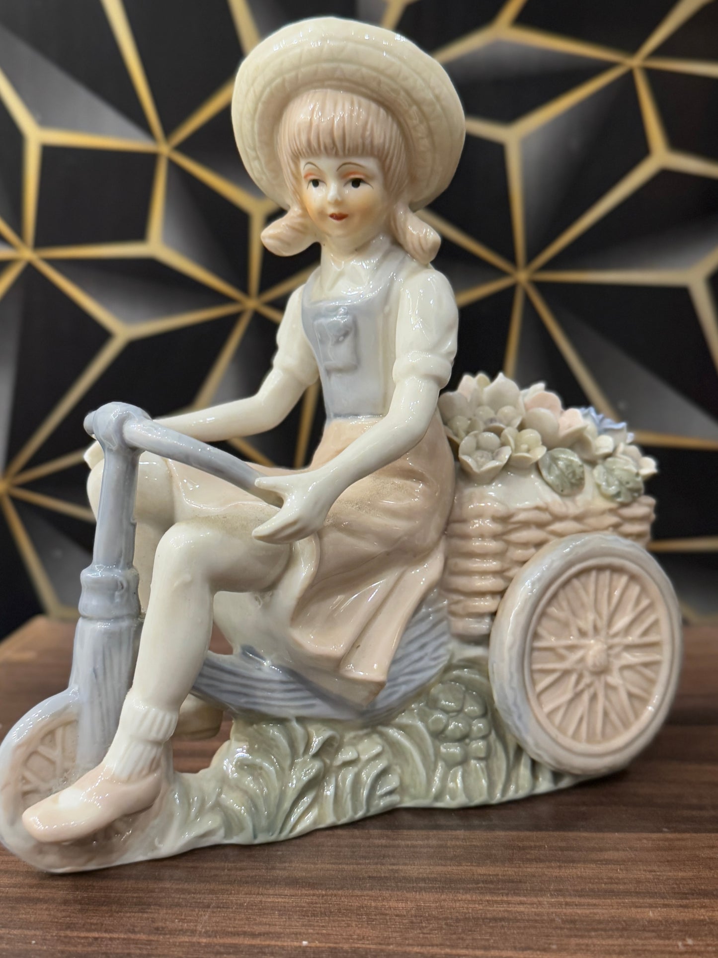 Ceramic Decor Piece TA-255