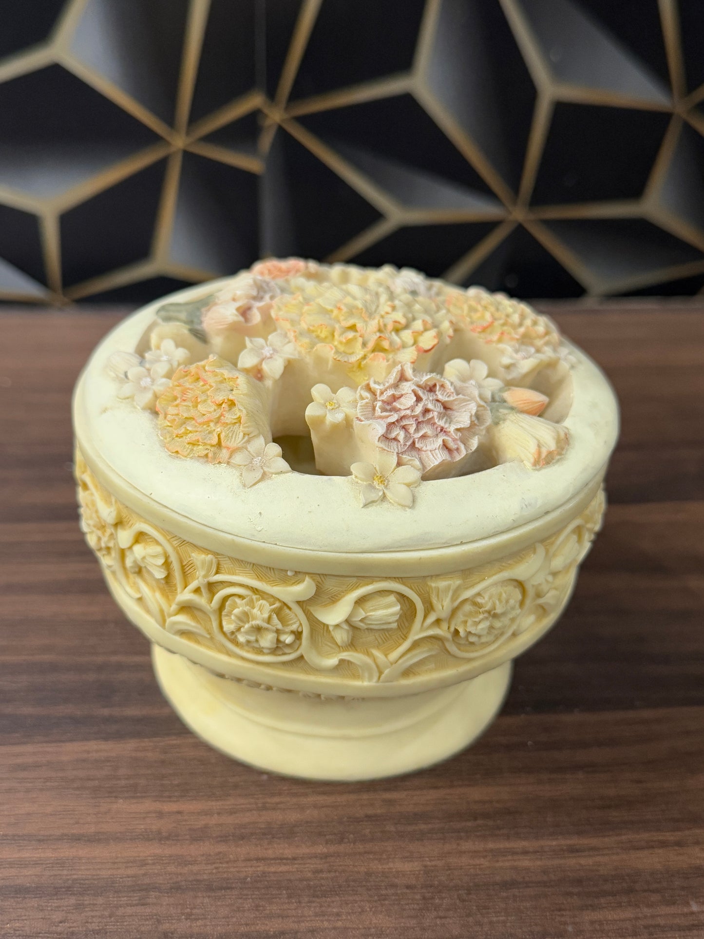 Ceramic Home Decor Piece TA-263