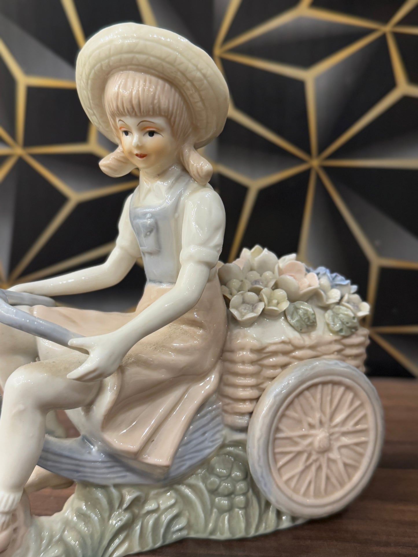 Ceramic Decor Piece TA-255