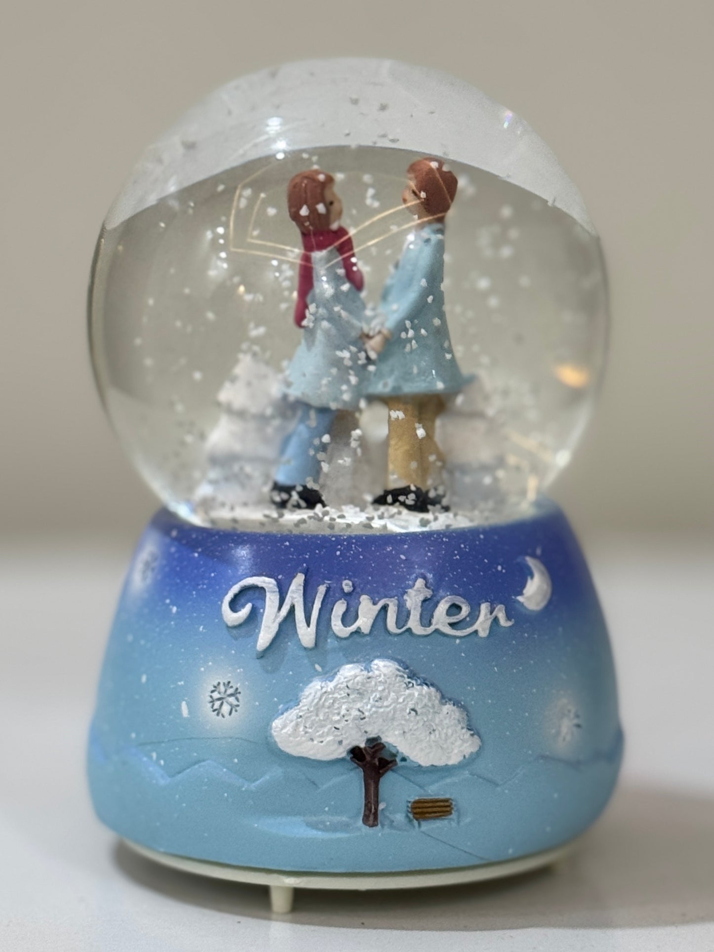 Music and Light Snow Globe DL-113