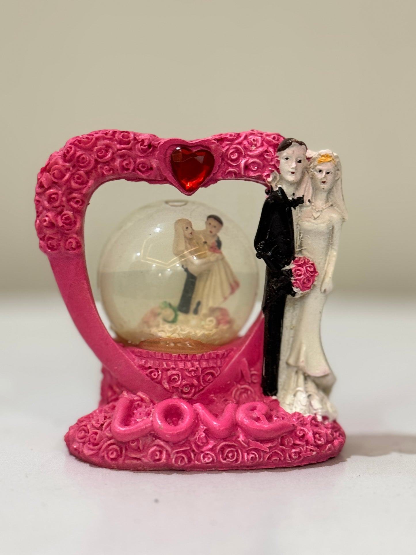 Light snow globe with heart frame DL-106