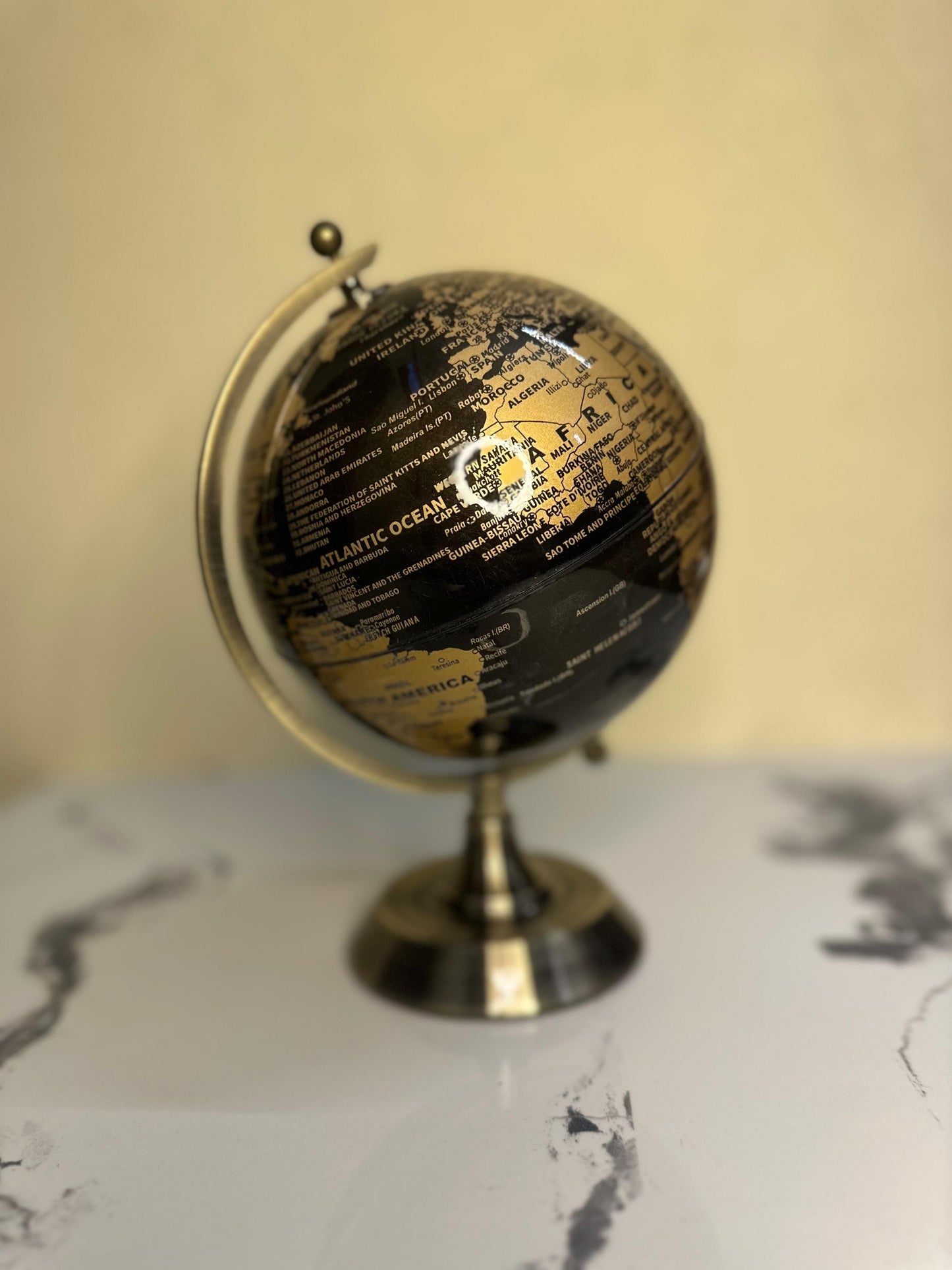 Globe On Metallic Stand TA-250