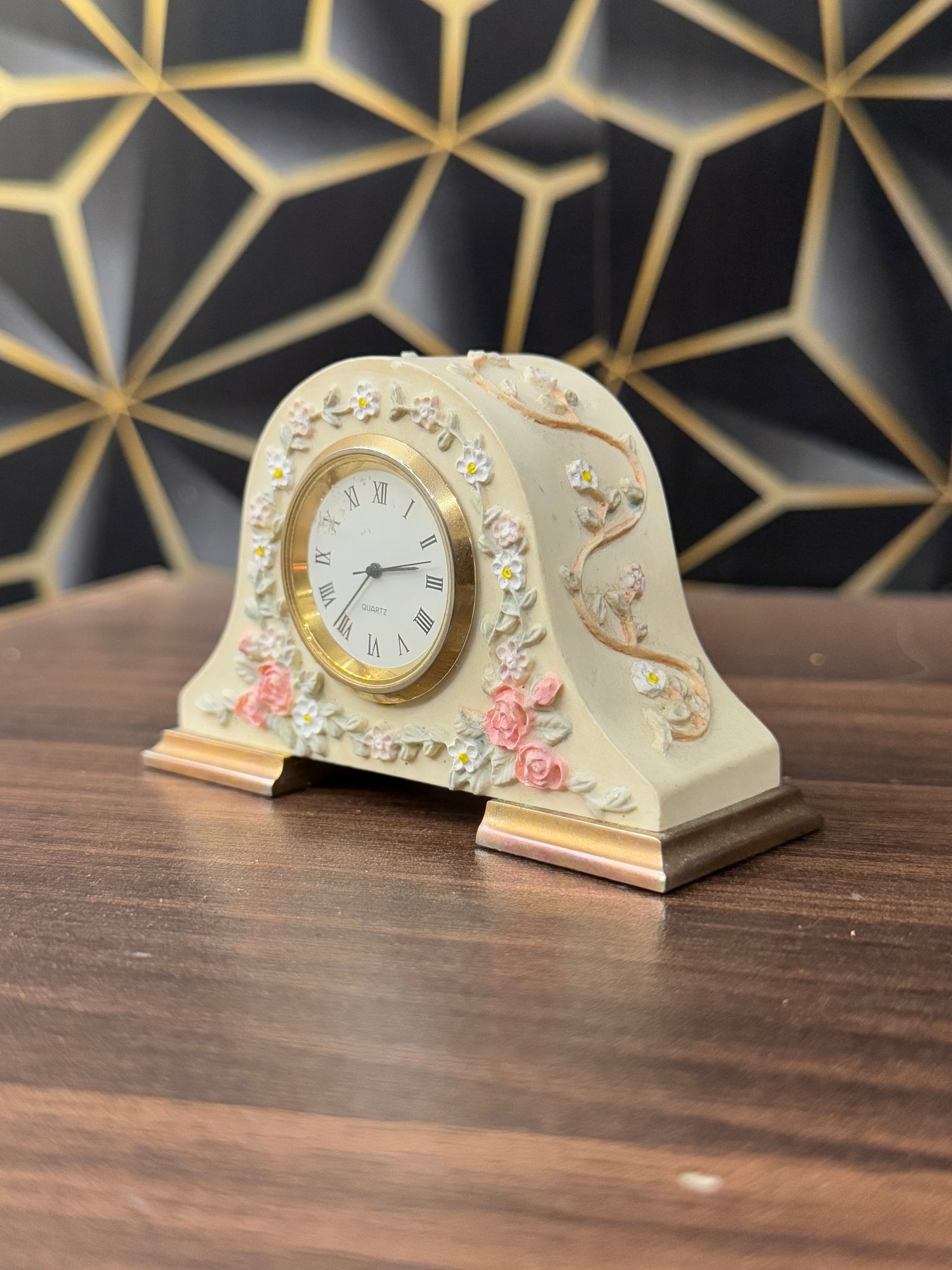 Ceramic Time Decor Piece TA-262