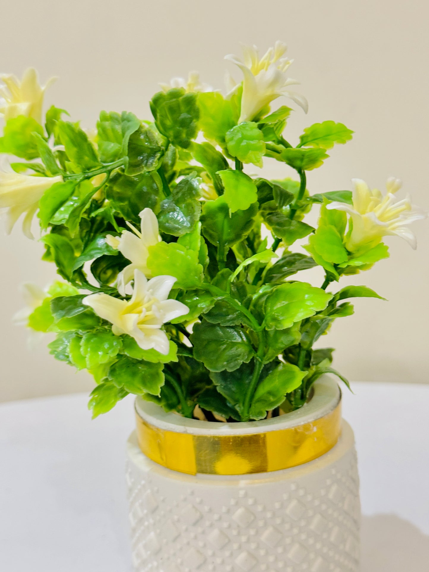 Mini Artificial Plant in Decorative Pot PD-202