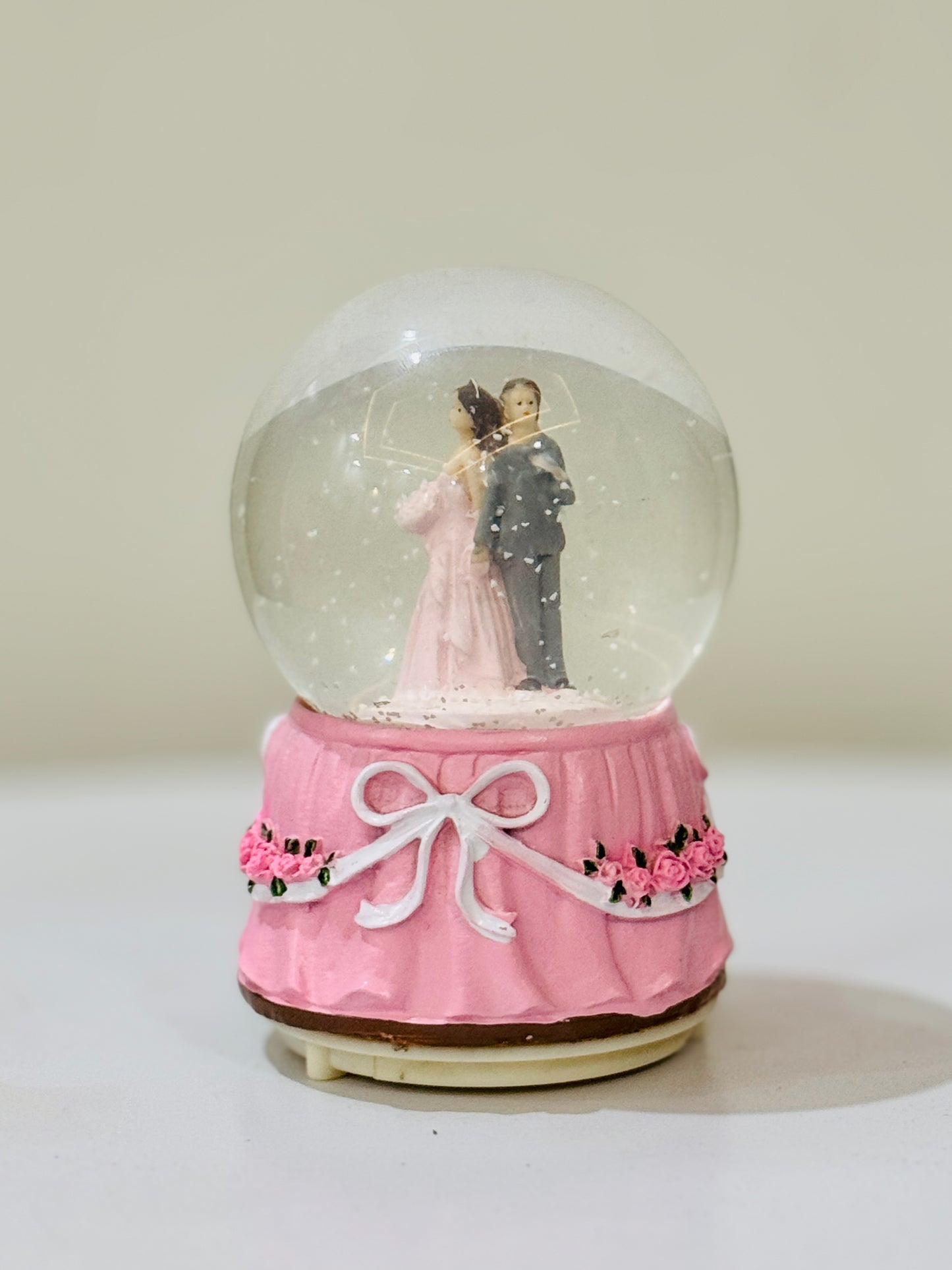 Music and Light Snow Globe DL-112