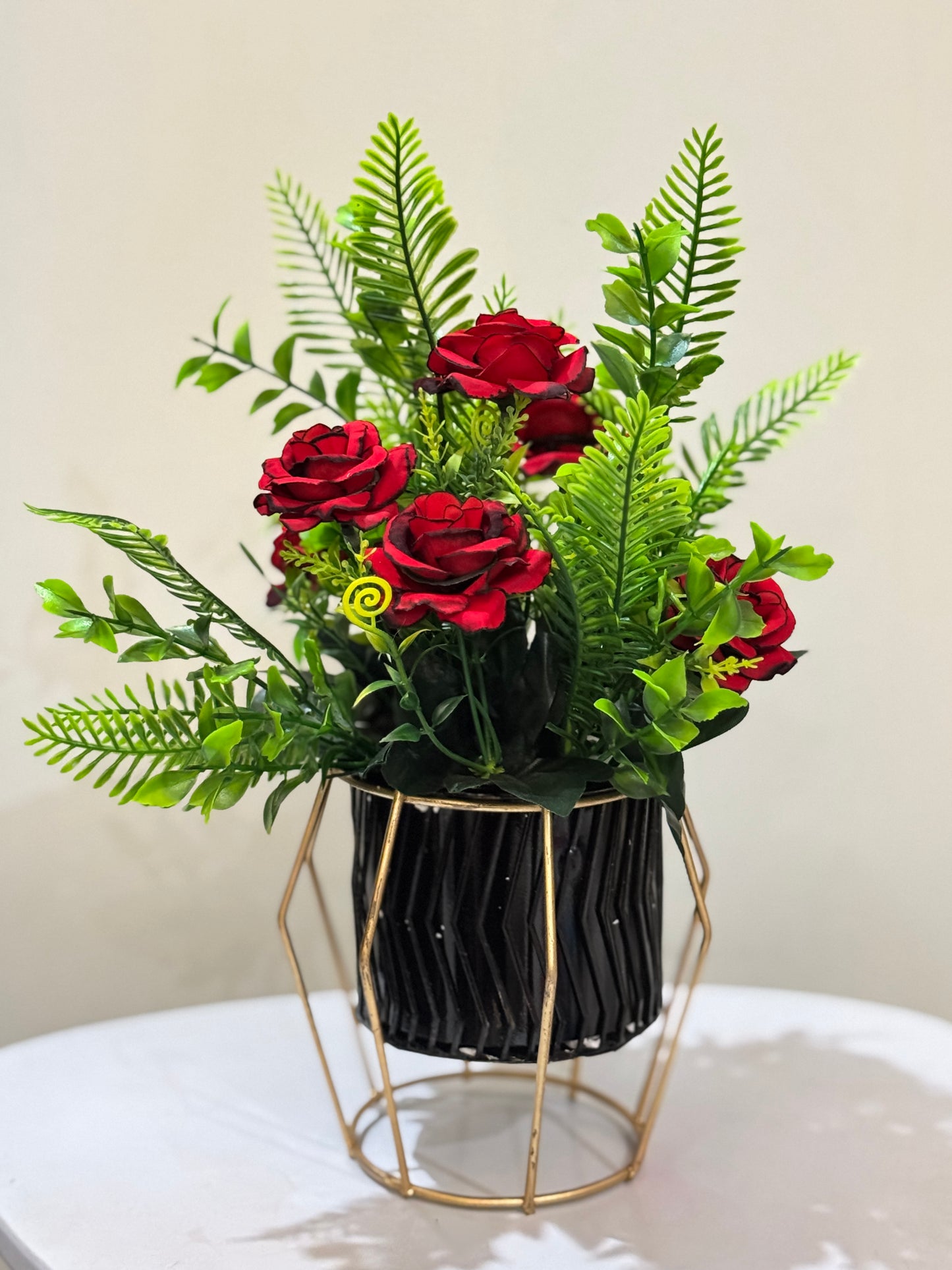 Metal pot with flowers PD-291