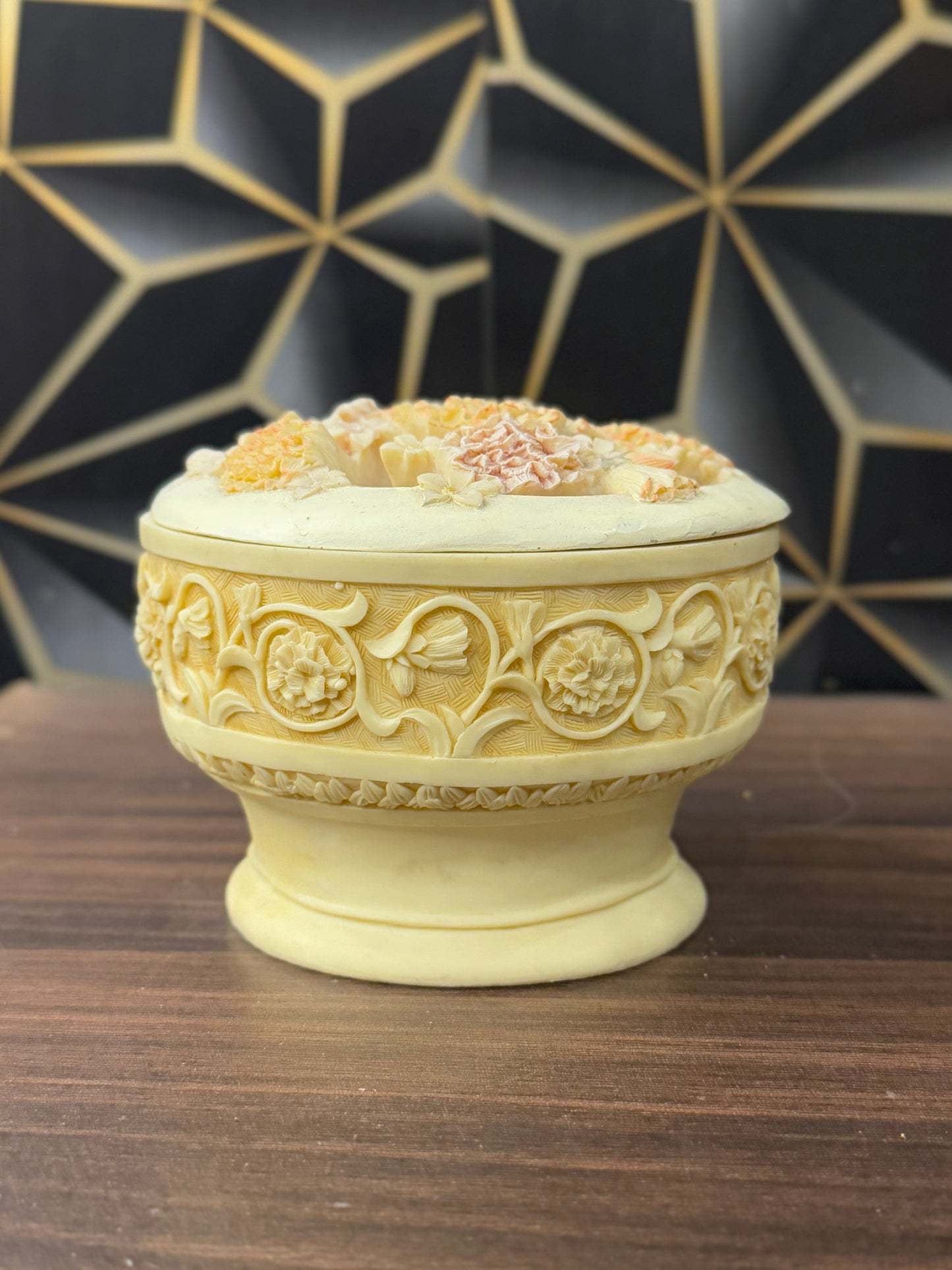 Ceramic Home Decor Piece TA-263