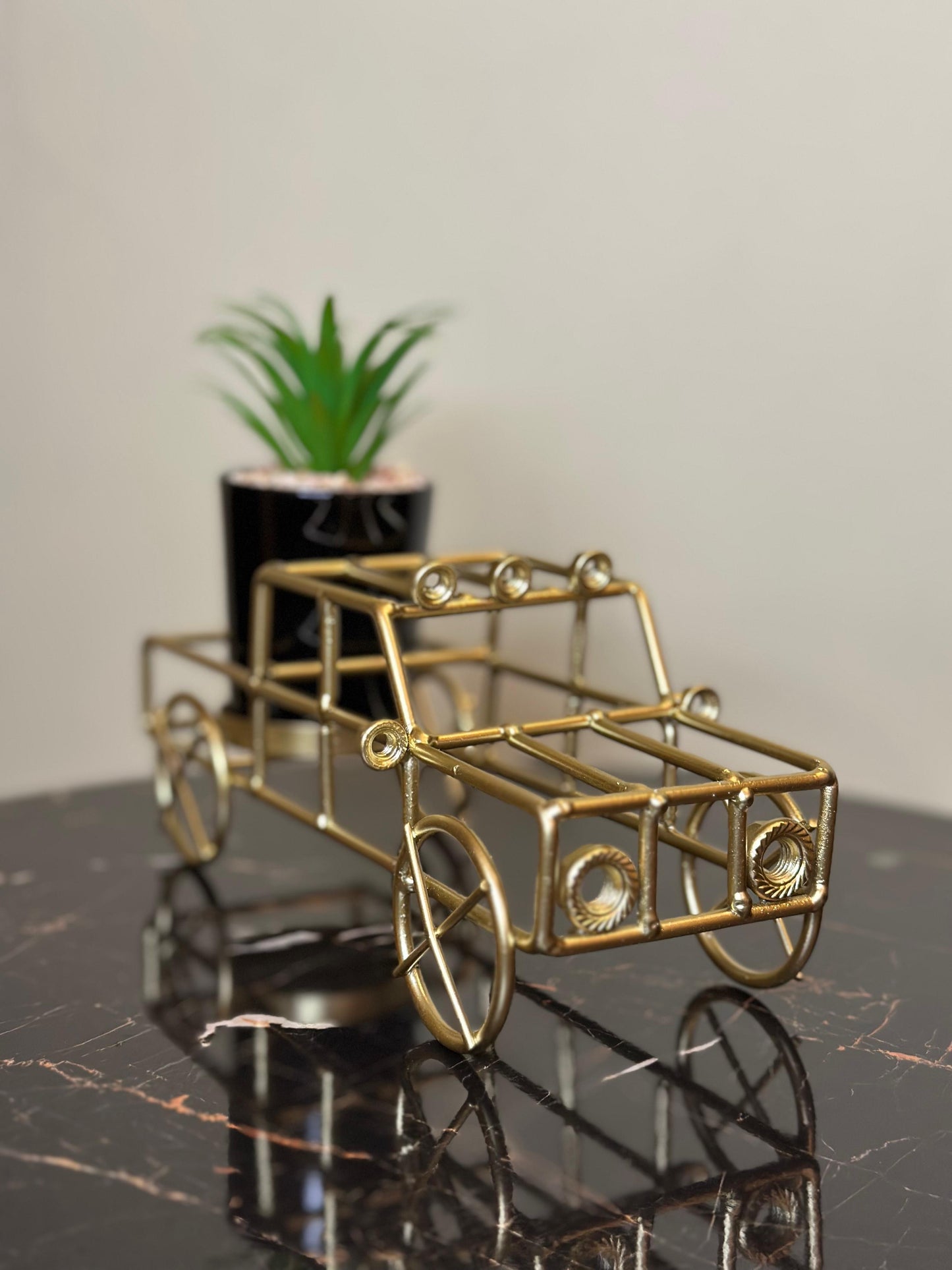 Metallic Golden Planter Car TA-151