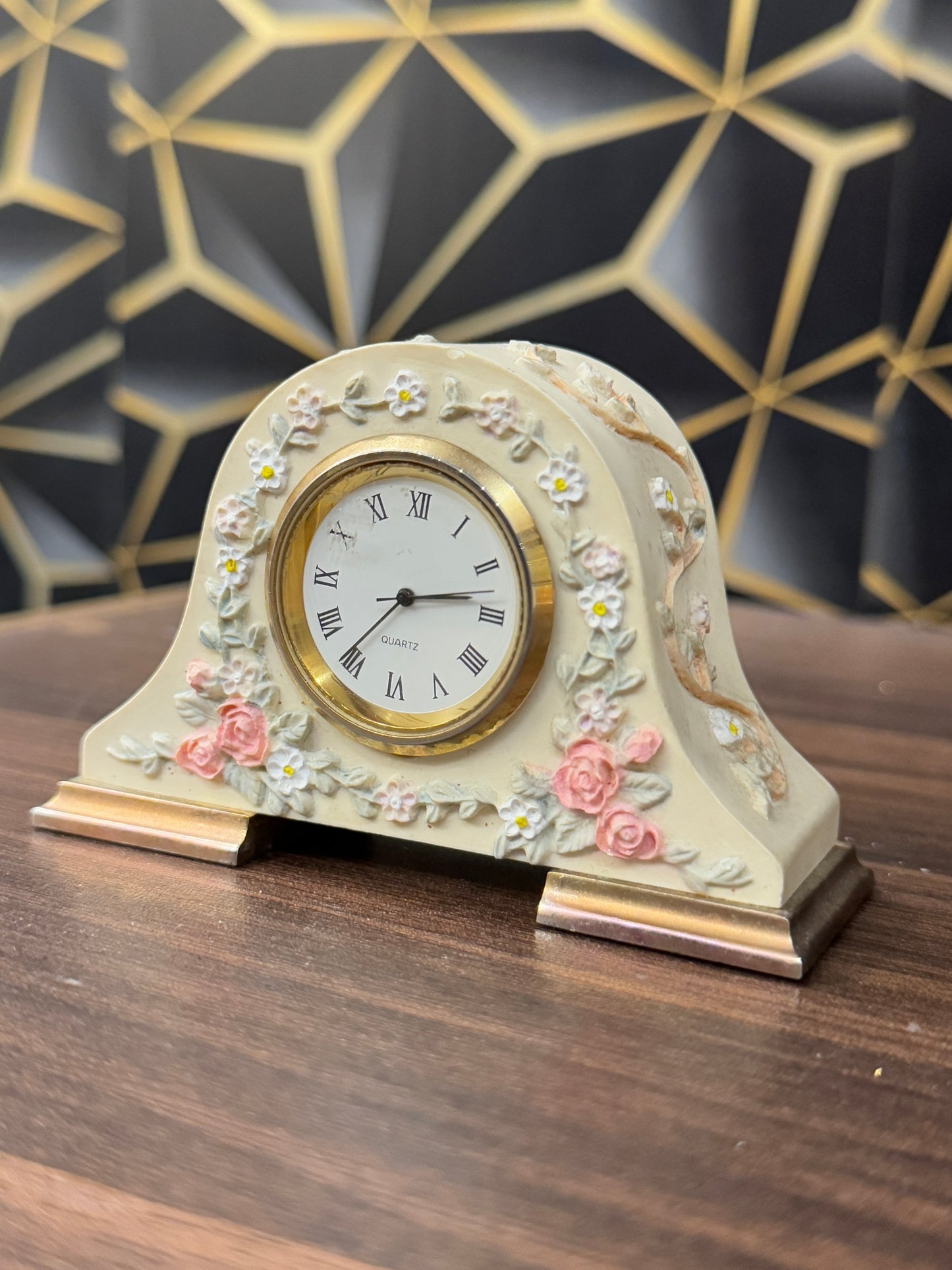 Ceramic Time Decor Piece TA-262